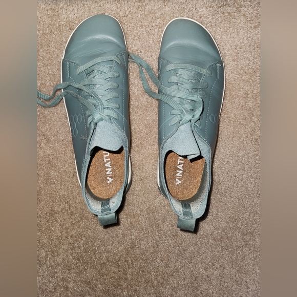 Vivo barefoot Women's Teal Sneakers - Picture 3 of 6